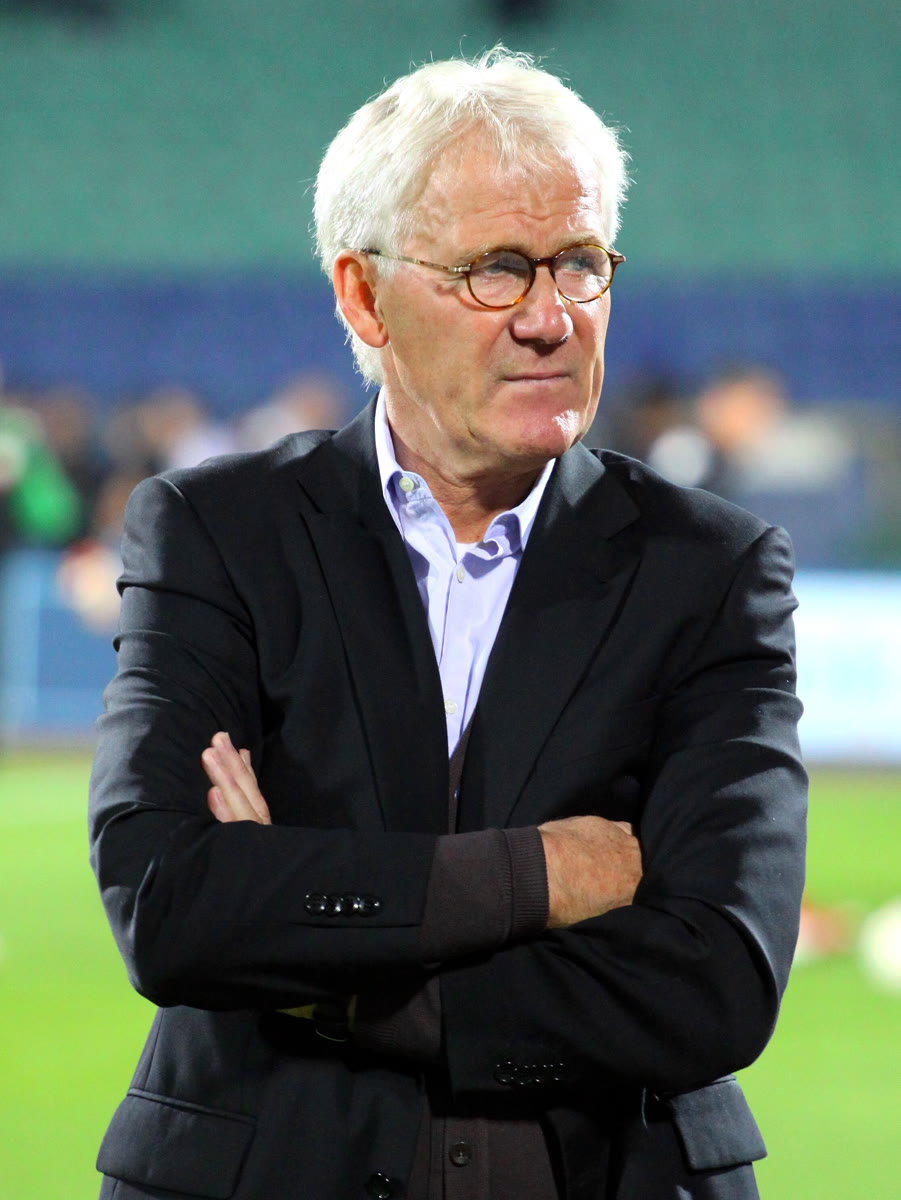 Morten Olsen under en fodboldkamp