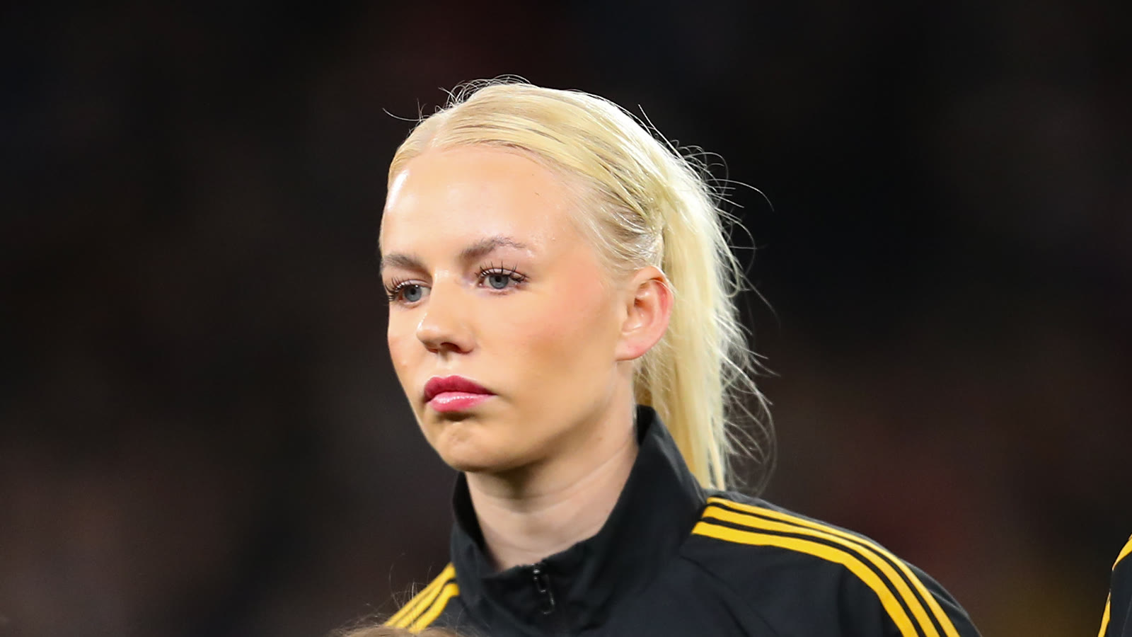 Sofie Svava under en fodboldkamp